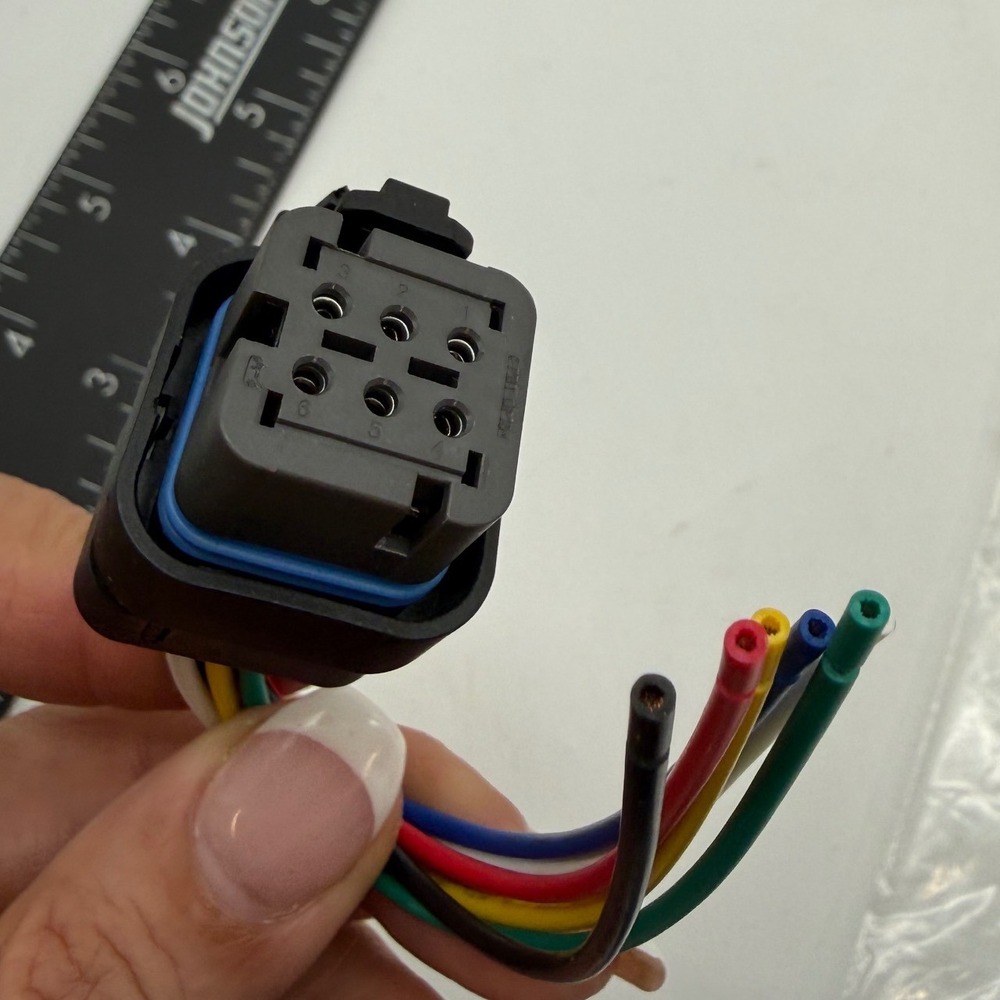 6 Pin Female Connector Pigtail 18 AWG Automotive Wiring Harness Plug 5357